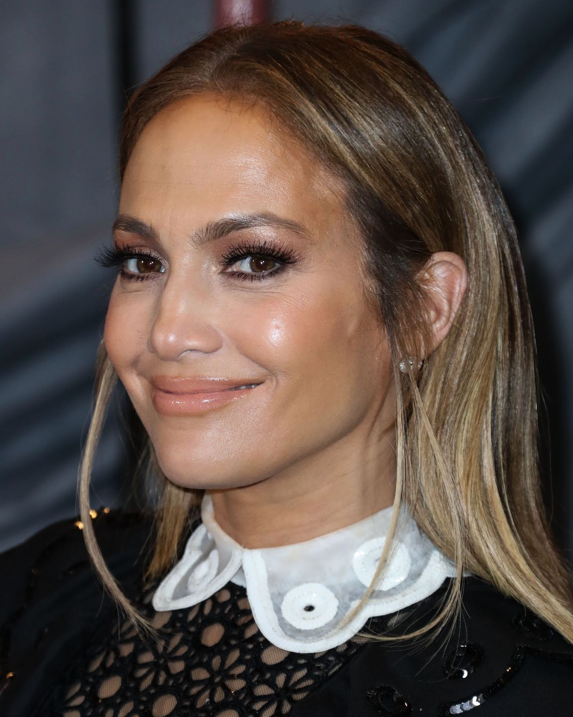 49-letnia Jennifer Lopez zachwyca swoją latynoską urodą