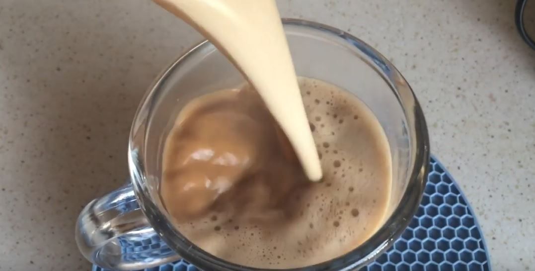 Keto kawa - Pyszności; Foto: kadr z materiału na kanale YouTube Aneta Florczyk