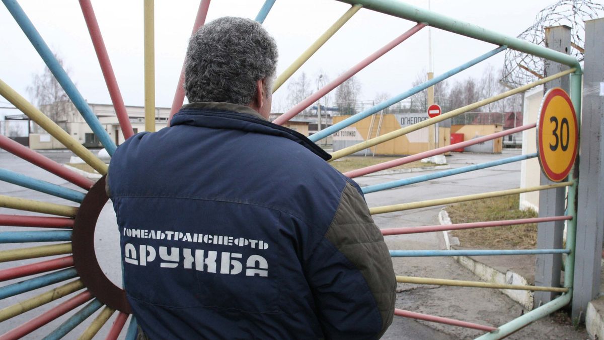 Białoruś będzie lepiej kontrolować ropę naftową płynącą z Rosji.