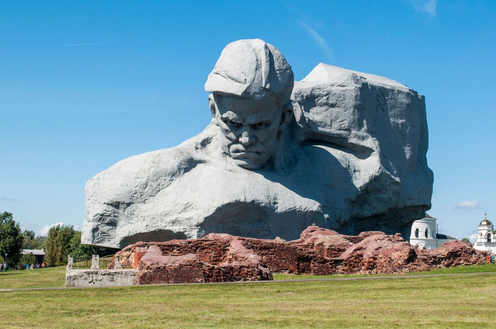 Na mocy nowego dekretu istniejące wcześniej dwie strefy bezwizowe – wokół Grodna i wokół Brześcia – zostały połączone w strefę "Brześć-Grodno"