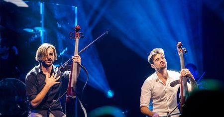 Polacy kochają 2 Cellos jako AC/DC