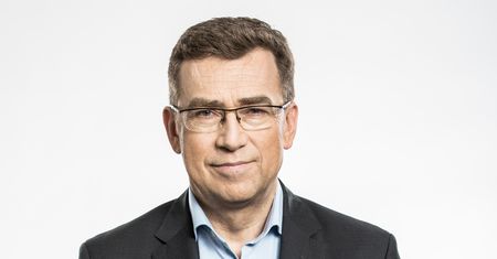 Maciej Orłoś: od nieśmiałego chłopca do gwiazdy ogólnopolskiej telewizji