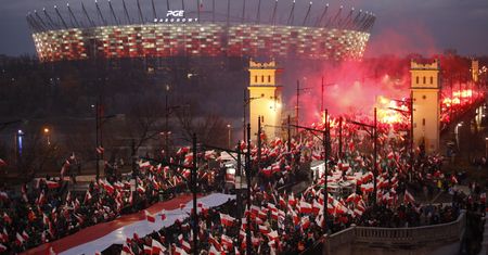 Organizatorzy Marszu Niepodległości: słowa Gronkiewicz-Waltz o rozwiązaniu marszu to prowokacja
