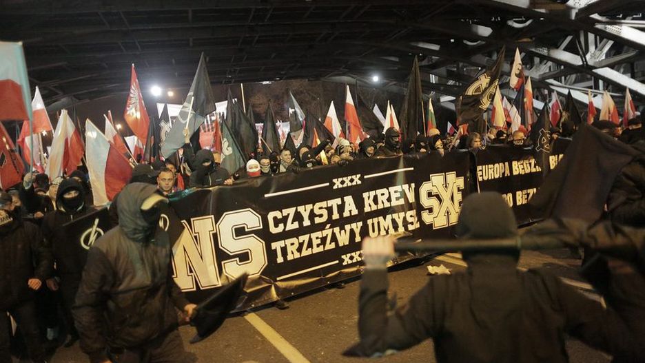 Radykalne hasła na Marszu Niepodległości oburzyły opinię publiczną.