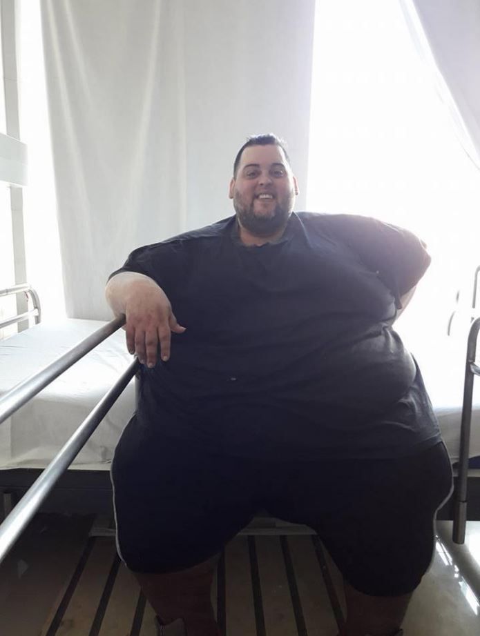 Maximiliano Oliva brał udział w programie o odchudzaniu, gdzie zrzucił 200 kg