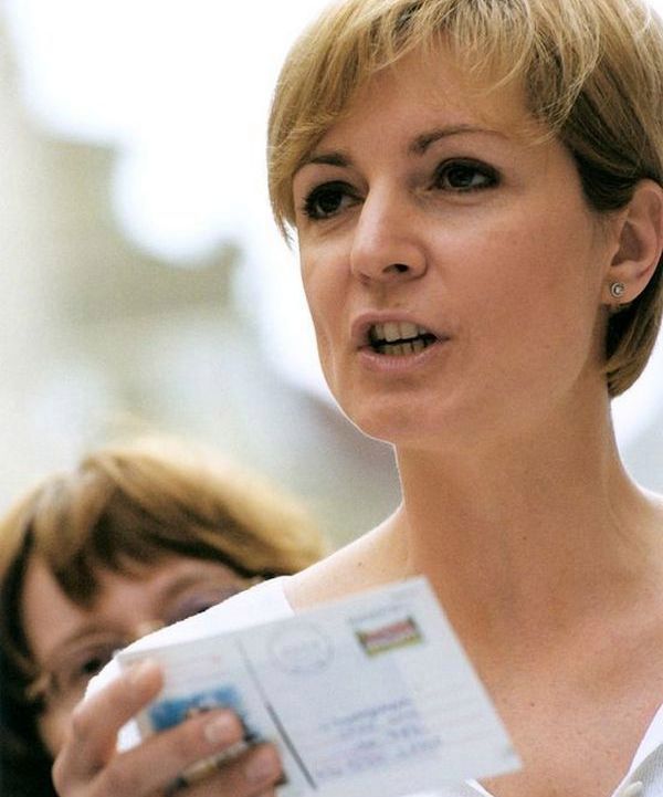 Iwona Schymalla: "telewizja to był mój drugi dom". Jak dziś żyje dawna twarz Jedynki?