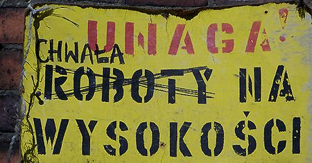 Absurdy w obiektywach