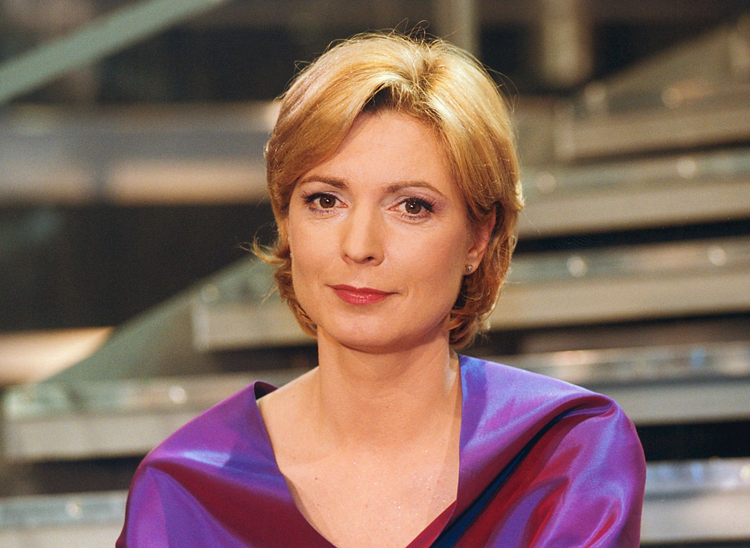 scena z: Iwona Schymalla
Sylwester 2000, program rozrywkowy, re¿. Janusz Józefowicz
fot. Proñczyk/AKPA