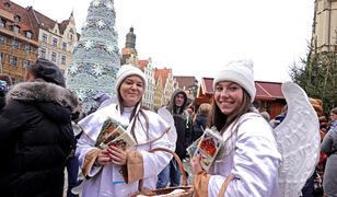 Uświęcony tradycją produkt wart jest grosze. Na opłatek wydamy zaraz miliony złotych