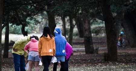 Nastoletnia gangsterka w Pruszkowie. „Napadają. Plują na ziemię i każą zlizywać”