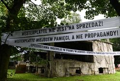 Pracownicy Muzeum Gdańska protestują przeciw specustawie. Wywiesili transparenty, interweniowała policja