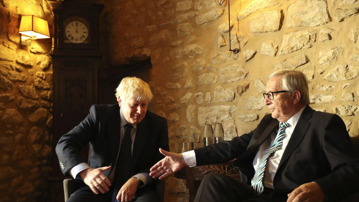 Brexit. Boris Johnson i Jean-Claude Juncker dogadali się co do warunków wyjścia Wielkiej Brytanii z UE