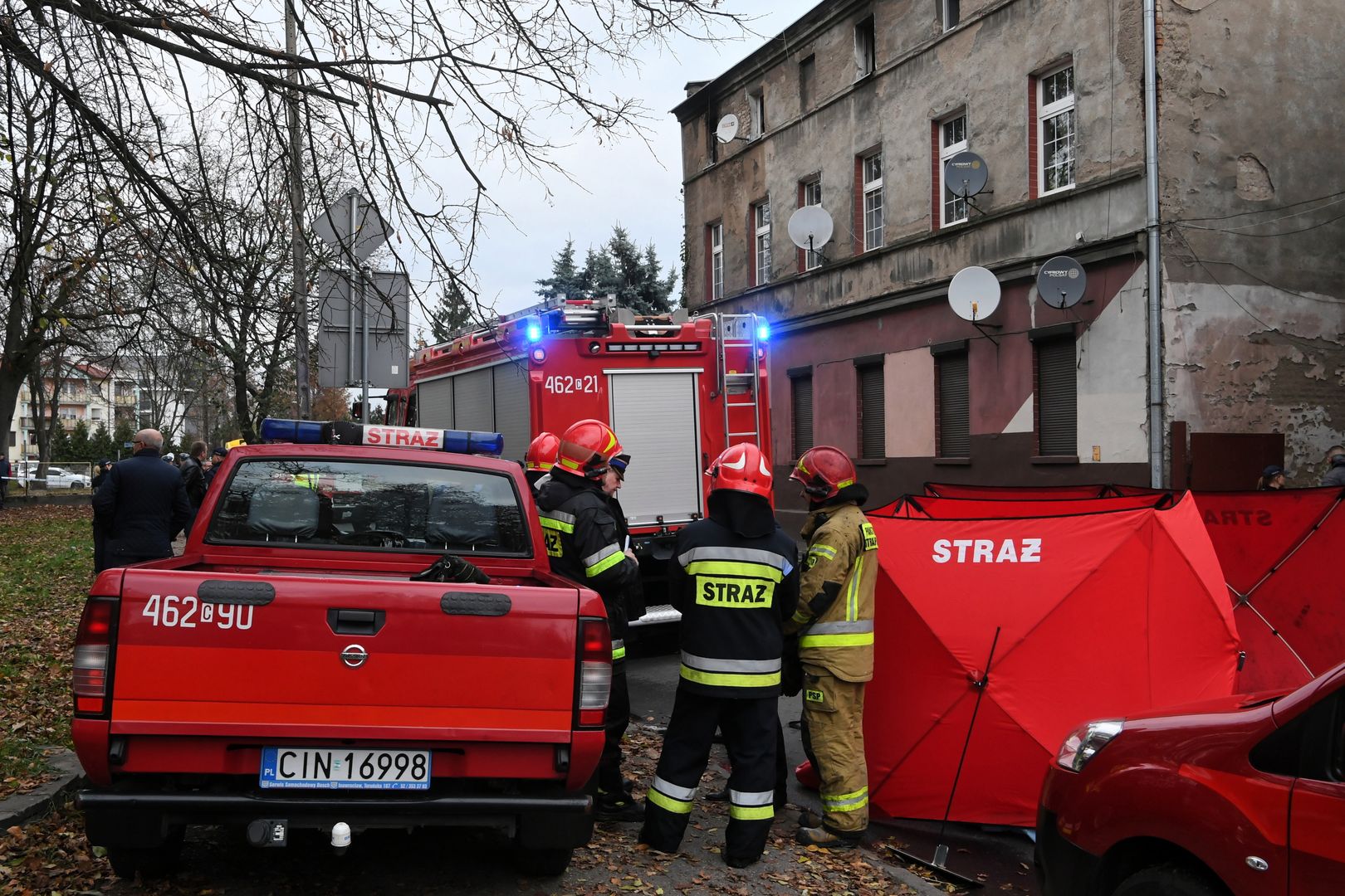 Inowrocław. Śmiertelny pożar w kamienicy. Prezydent miasta wprowadził żałobę 