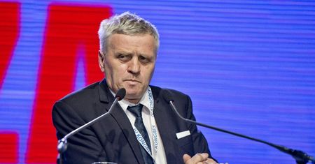 Zawieszony senator PiS zrzekł się immunitetu