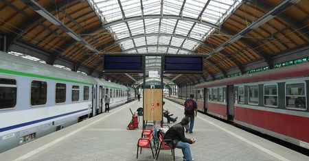 Mniej połączeń i droższe bilety. Pasażerowie odczują podwyżkę opłat za dostęp do torów