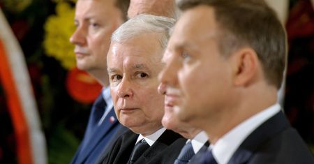 Sondaż. Komu ufają Polacy? Andrzej Duda na czele rankingu