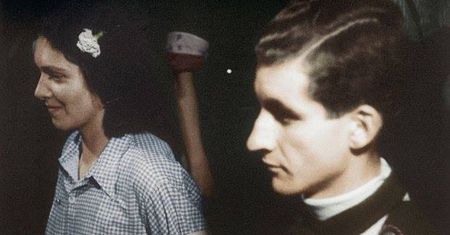 "Do ślubu poszła w żółtej, jedwabnej bluzce uszytej ze spadochronu". Historie powstańczych ślubów