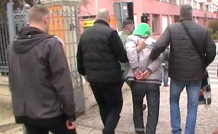 Internauta z Wrocławia wytropił dwóch pedofilów z Łodzi. Jest nagranie