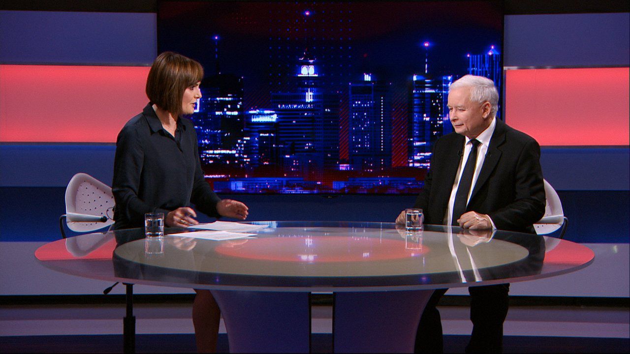 Kaczyński oddaje władzę Morawieckiemu. "Jest ode mnie młodszy, zdolniejszy"