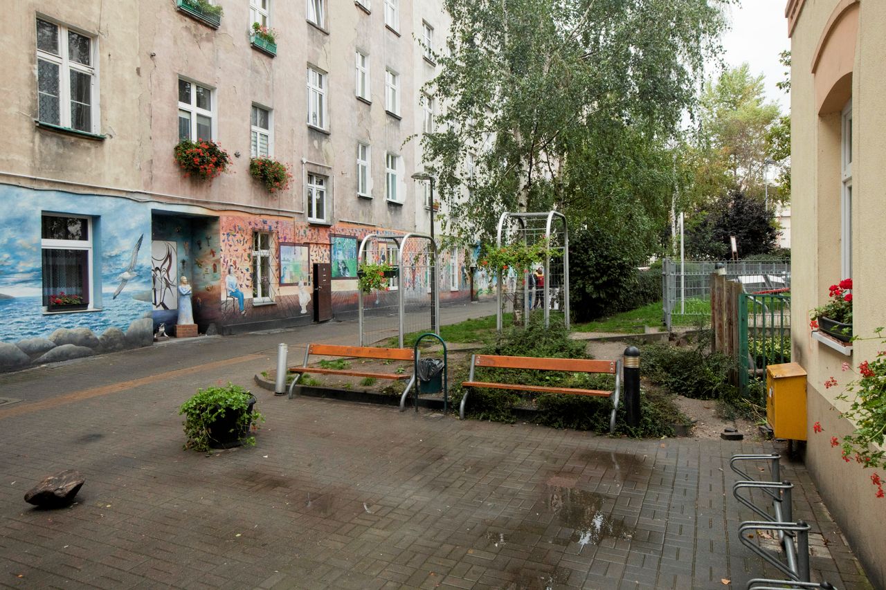 Wrocław. Nie żyje pobity Rom. Miał połamane nogi i miednicę