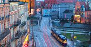Wrocław: Świąteczne zmiany w MPK. Jak będą kursowały tramwaje i autobusy w sylwestra i Nowy Rok?