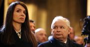 Marta i Jarosław Kaczyńscy odwiedzili groby bliskich. Internautów oburzył jeden fakt