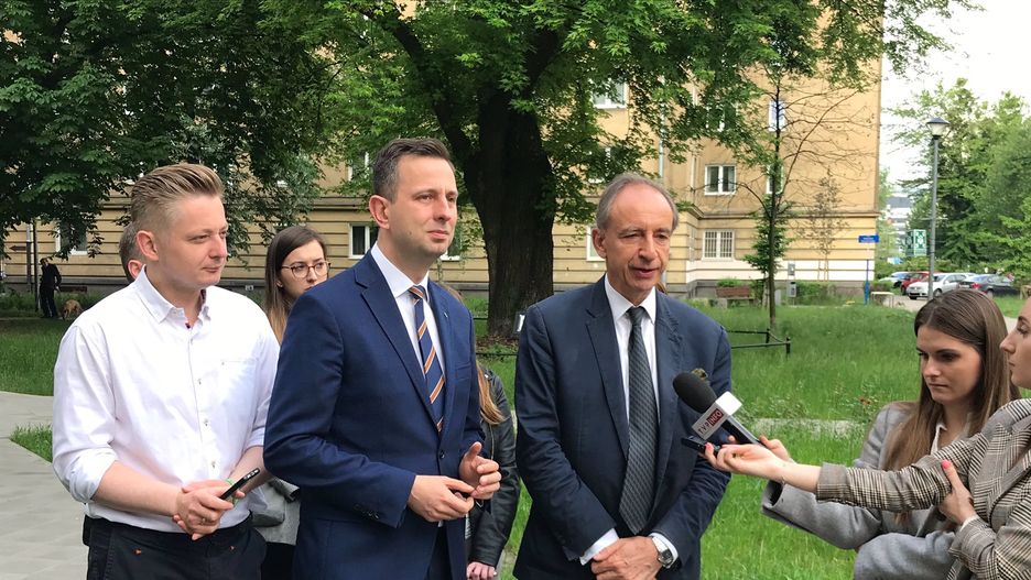 Warszawa. Konferencja prasowa Polskiego Stronnictwa Ludowego. Od lewej: Jakub Stefaniak, Władysław Kosiniak-Kamysz, Władysław Teofil Bartoszewski