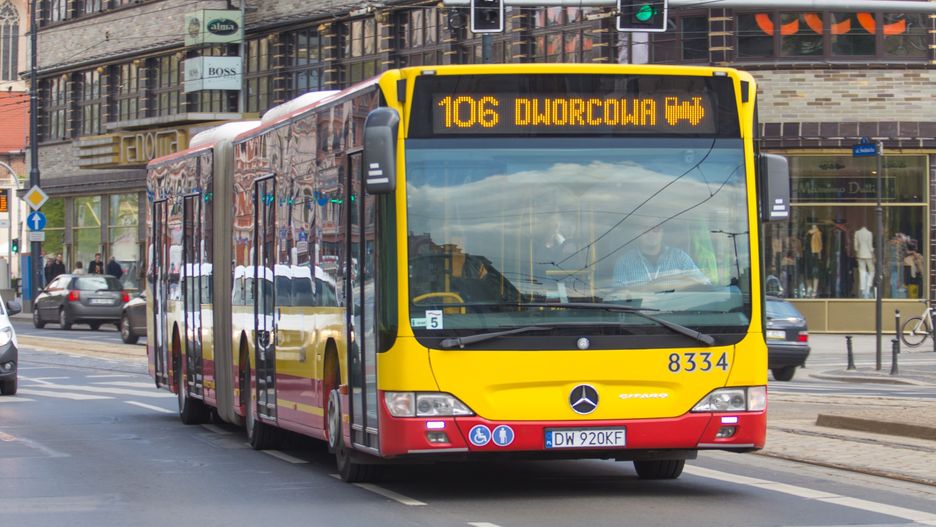 Od 1 stycznia 2020 roku poszerzy się grupa uprawnionych do bezpłatnych przejazdów komunikacją miejską.