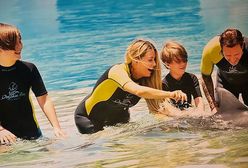 Rozenek wrzuciła zdjęcie z delfinami.  W komentarzach rozpętała się prawdziwa burza