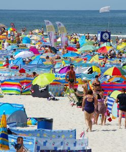 Topless albo nago nad Bałtykiem? Zakaz na plaży z zaskakującej strony