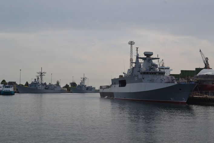 Uzbrojona korweta Gawron miałaby większą wartość bojową niż obie, polskie fregaty typu Oliver Hazard Perry