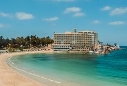 Plaże "tylko dla turystów". Kontrowersyjna decyzja władz egipskiego miasta