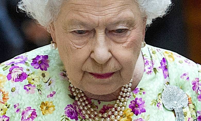 Królowa Elżbieta II wściekła
