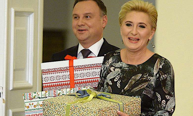 Agata Duda, Andrzej Duda, prezent pożegnalny