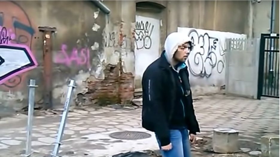Zrzut ekranu z wideo