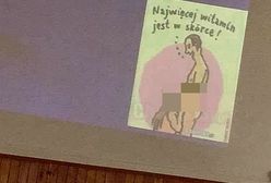 Wykładowca pokazał rysunek seksu oralnego. Teraz ułomnie się tłumaczy