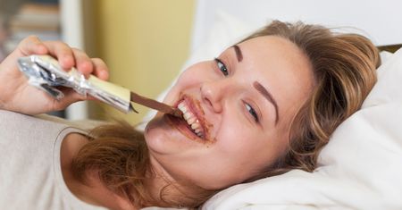 Tak zachowują się kobiety, gdy nikt nie patrzy