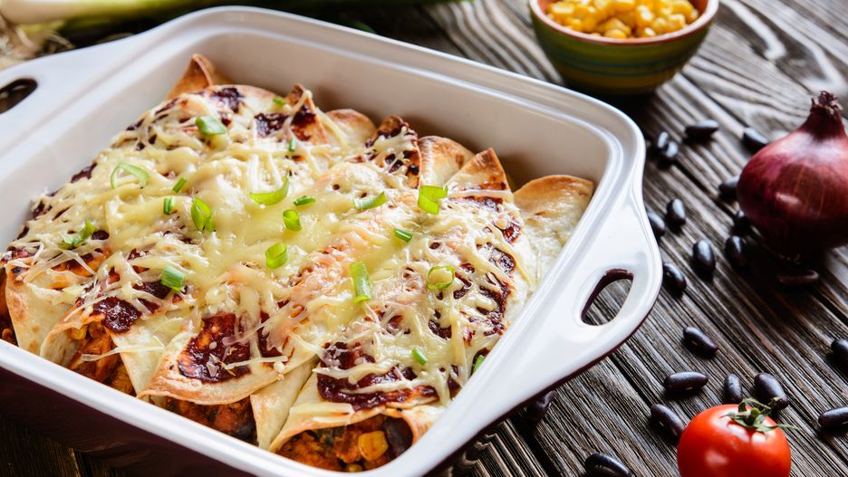 Enchiladas z mięsem i serem. Obłędnie smaczne danie z piekarnika