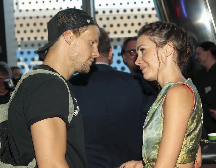 Sebastian Fabijański i Olga Bołądź