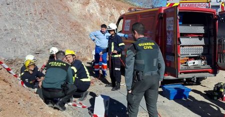 Malaga. 2-latek wpadł do 100-metrowej studni. Dramatyczna walka z czasem