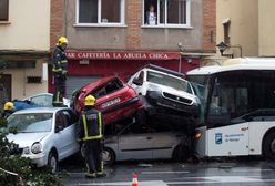 Kierowca dostał zawału. Autobus taranował auta w Maladze