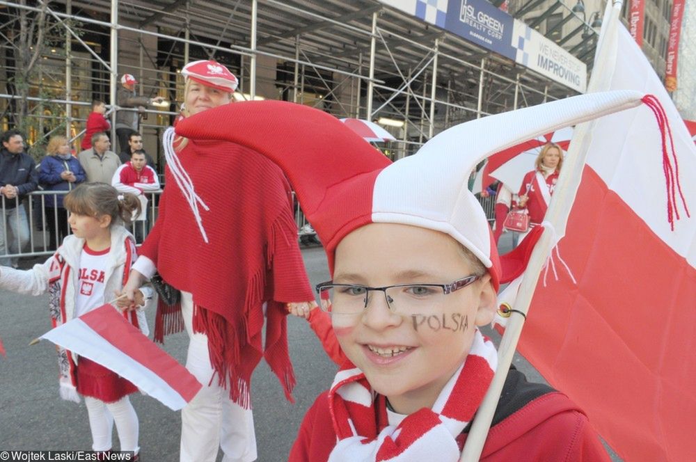 Nie tylko w Dzień Flagi. Barwy narodowe można eksponować przez cały rok, ale trzeba pamiętać o zasadach