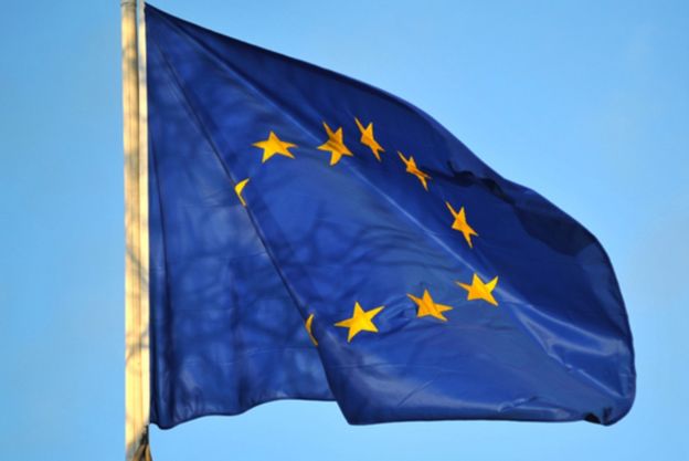 Rząd PiS nie wywiesza na konferencjach unijnej flagi. „Nie musimy, nie ma takich przepisów"