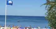 Błękitne Flagi powiewają nad kolejnymi polskimi plażami