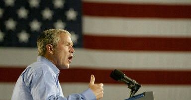 Bush oskarżony o zbrodnie wojenne w szkolnym "procesie"