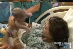 "Kardashianowie": Kourtney pokazała swój poród w telewizji!