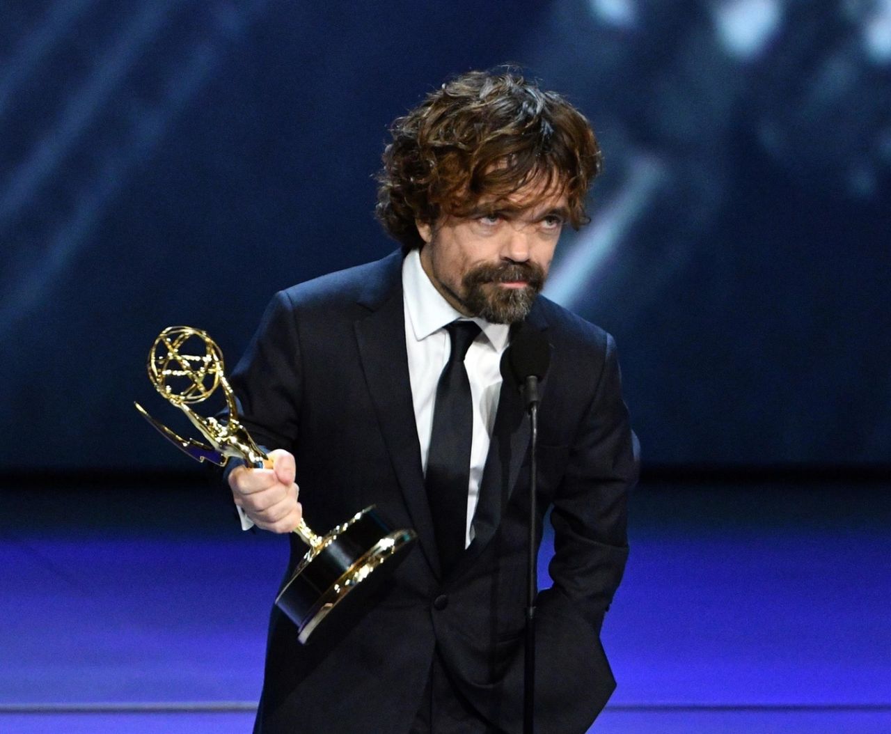 Peter Dinklage: sprawił, że widzowie pokochali Tyriona. Trzecia nagroda Emmy za "Grę o tron" to nie przypadek