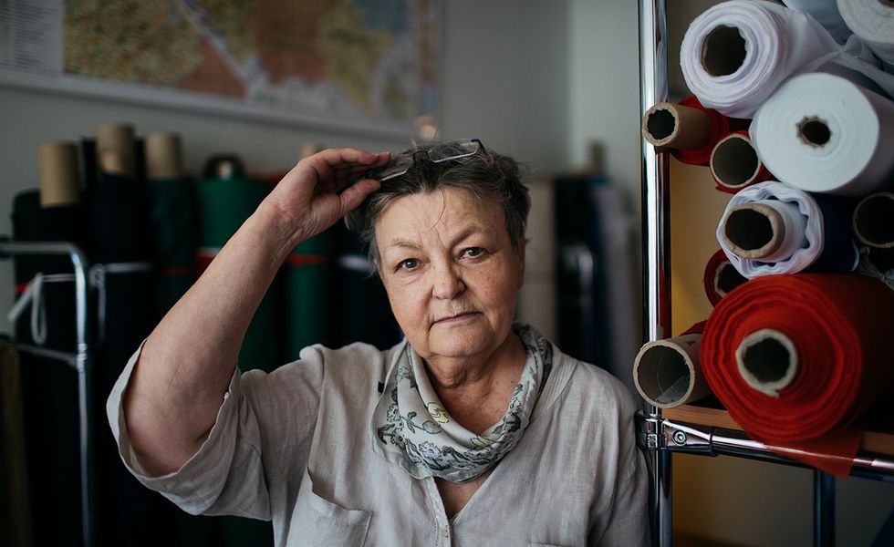 Córka pani Zdzisławy, która obecnie jest właścicielką sklepu. 