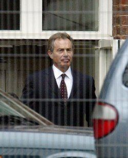 Blair zeznaje w sprawie śmierci Kelly'ego