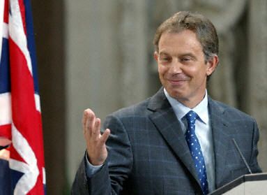 Brytyjczycy nie ufają Tony'emu Blairowi